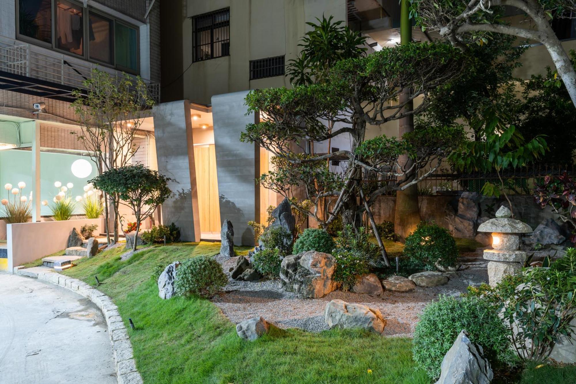 Etung Hotel Тайчжун Экстерьер фото