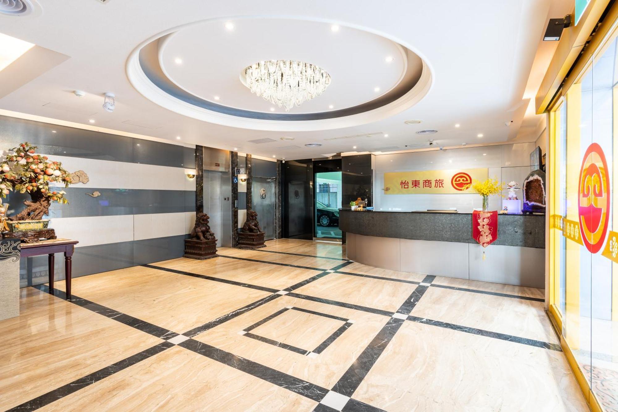 Etung Hotel Тайчжун Экстерьер фото