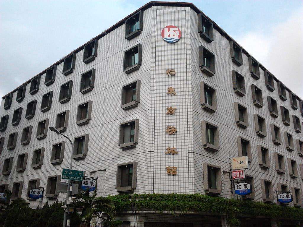 Etung Hotel Тайчжун Экстерьер фото